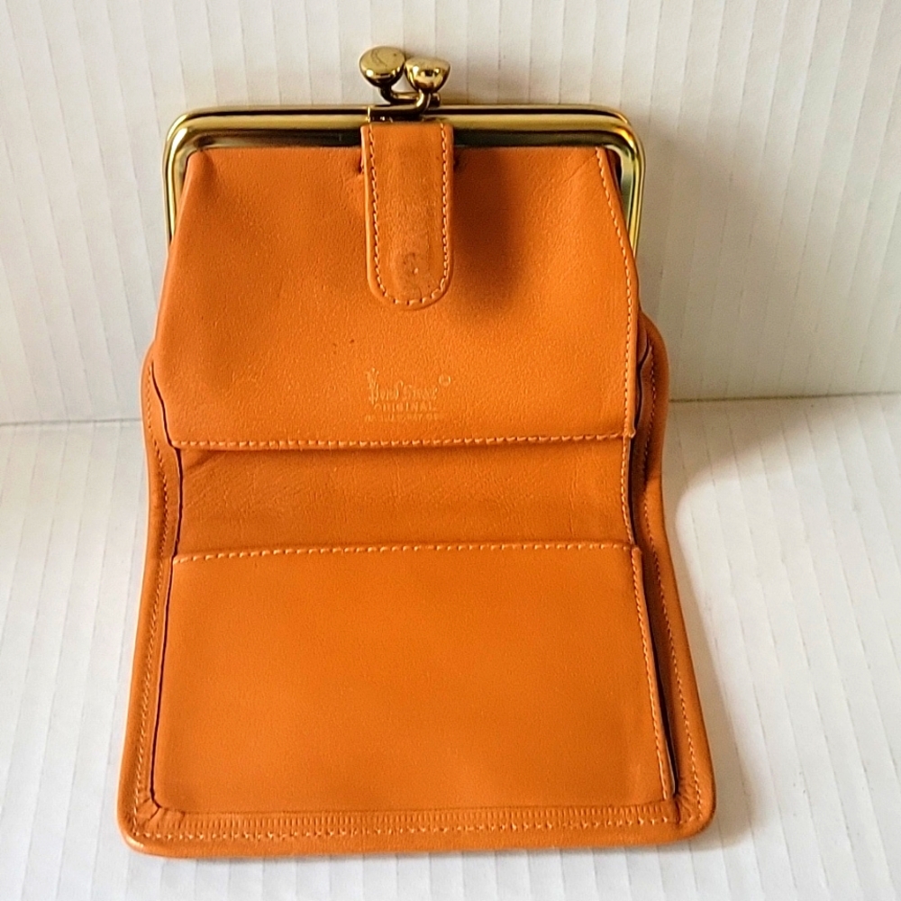 VINTAGE BOND STREET Original Brown/Black Leather  woman’s wallet